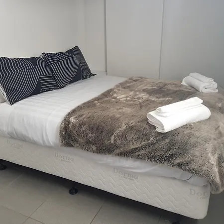 Budget Studio In Kingsland